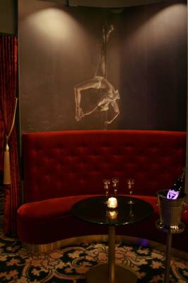 Red Lips Nachtclub, Bar Und Cabaret In Zürich (Zúrich, Suiza)