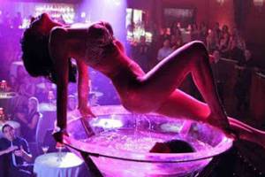 Romansa Nightclub