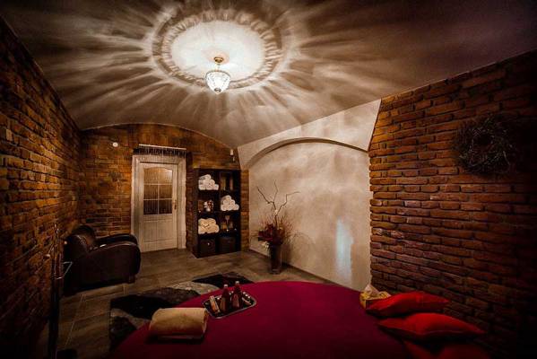 Secret Room. Erotická Masáž Praha (Praga, Chequia)