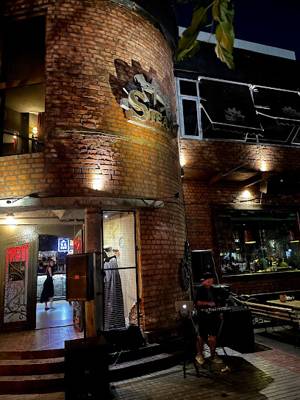 Steam Bar (Taskent, Uzbekistán)