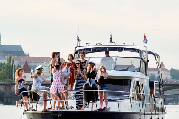 Strip Show Perfect10 (Praga, Chequia)