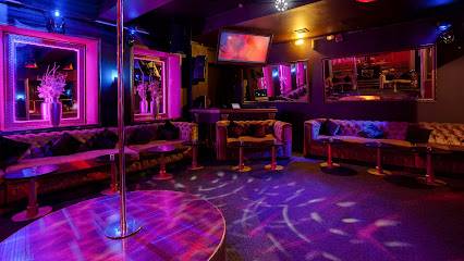 Striptiz-klub Macho Na Metro Kitay-gorod (Moscú, Rusia)