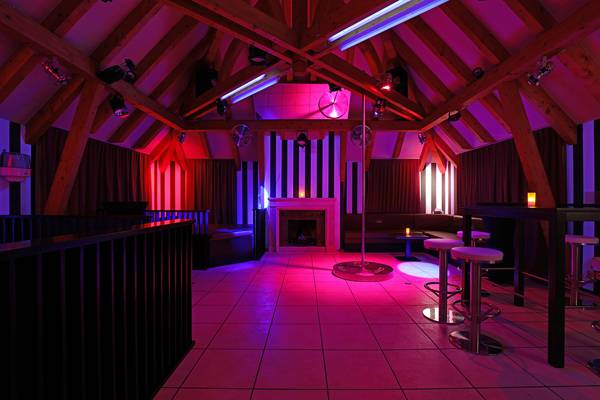 Swingerclub By Cäsar's Club-sauna (Zúrich, Suiza)