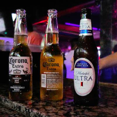 The Alameda Strip Club (Los Ángeles, EE. UU.)