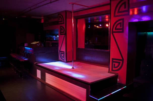 The Buddhist Striptease Club (Bucarest, Rumanía)