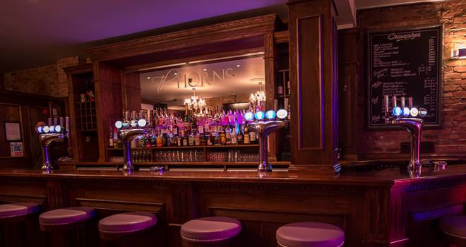 The Horns (Londres, Reino Unido)