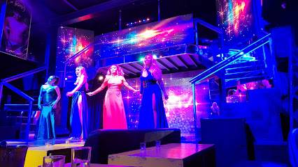 The One 690 Entertainment Bar (Manila, Filipinas)