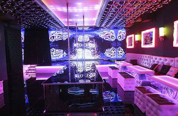 Tootsie Karaoke Club (Kyiv, Ucrania)