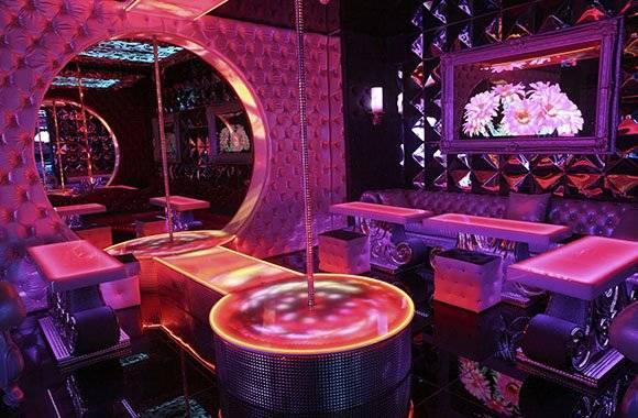 Tootsie Karaoke Club (Kyiv, Ucrania)