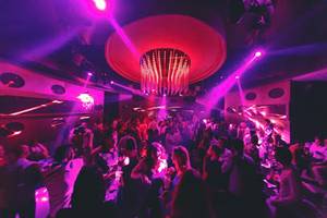 V Club